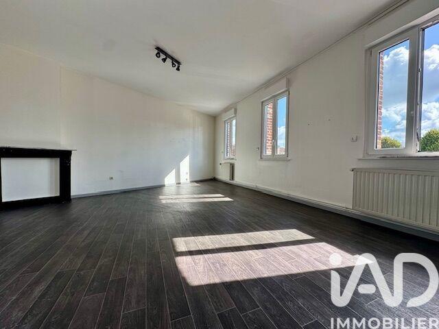 Maison - 208 m² - 6 pièces