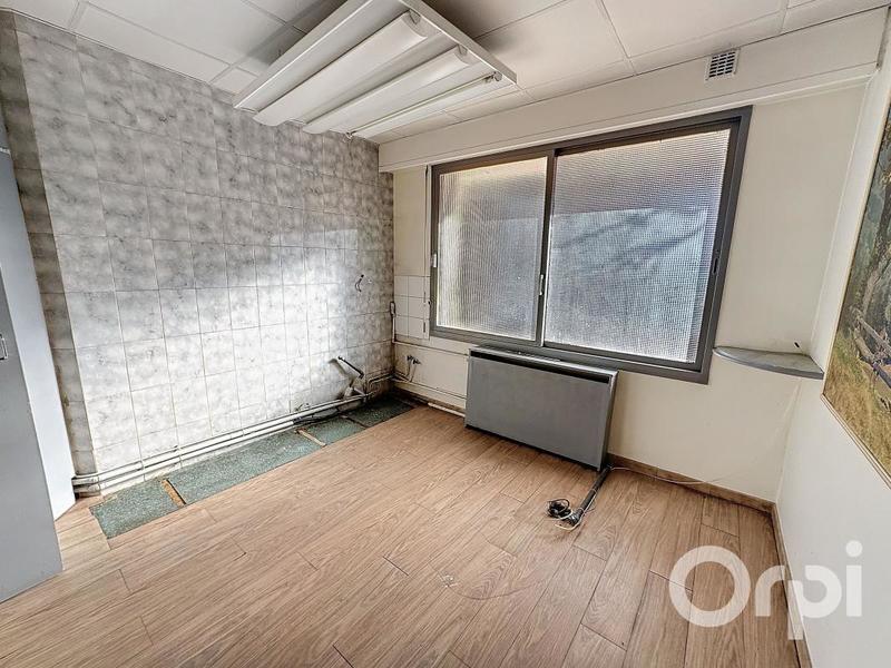 Appartement - 93 m² - 5 pièces