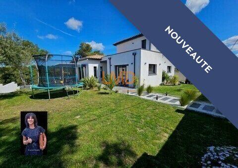 Maison - 163 m² - 7 pièces