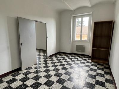 Appartement - 89 m² - 4 pièces