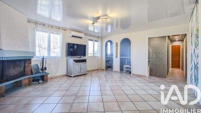 Maison - 142 m² - 5 pièces