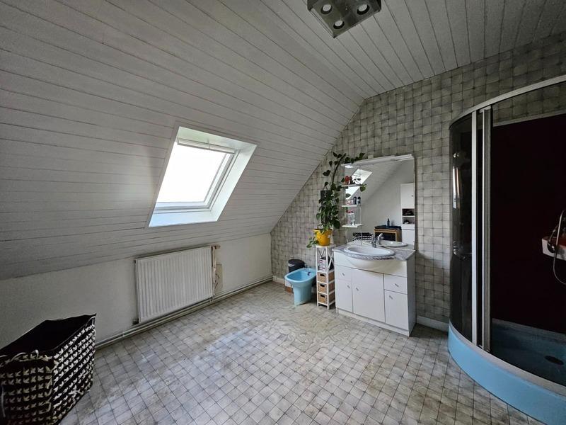 Maison de ville - 110 m² - 8 pièces