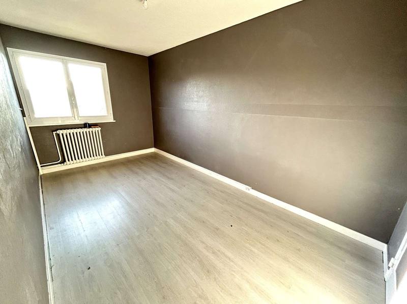 Maison traditionnelle - 95 m² - 5 pièces