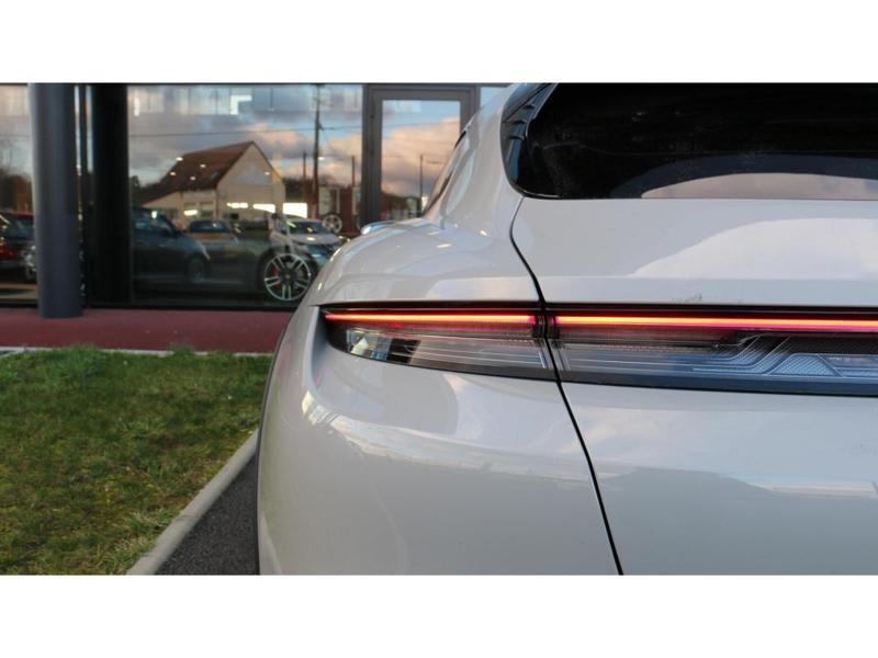 Porsche taycan Cross Turismo Electric Break 4s