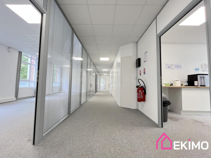 Bureau - 265 m²