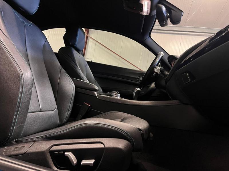Bmw M2 3.0 i 370 cv Boîte auto Suivi Bmw/Origine France