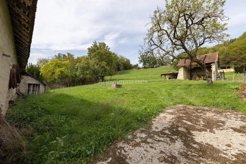 Maison - 238 m² - 10 pièces