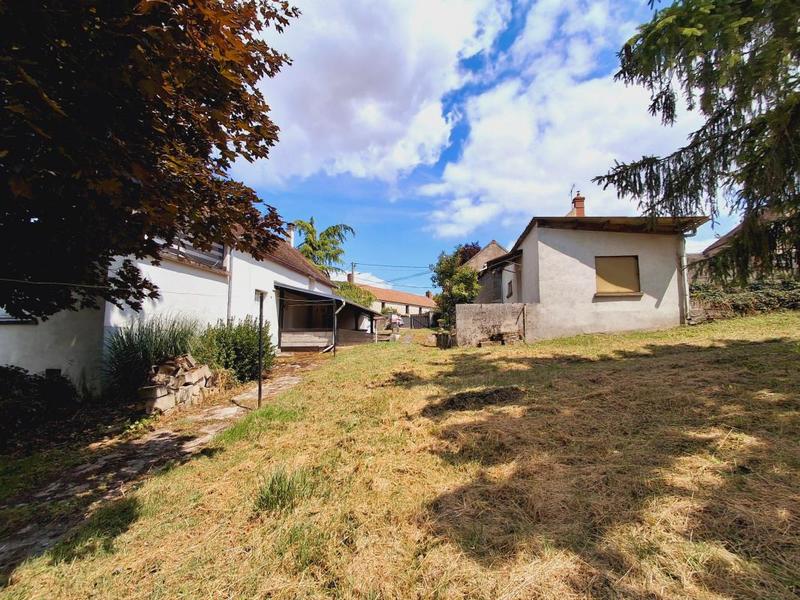 Maison - 102 m² - 4 pièces