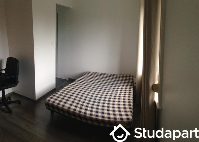 Chambre - 9 m² - 1 pièce