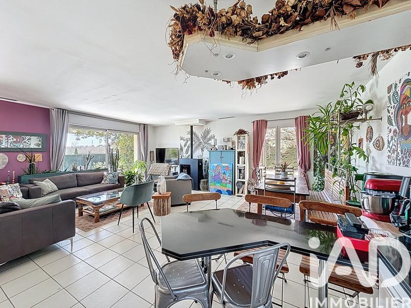 Maison - 145 m² - 5 pièces