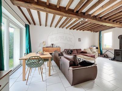 Maison - 140 m² - 6 pièces