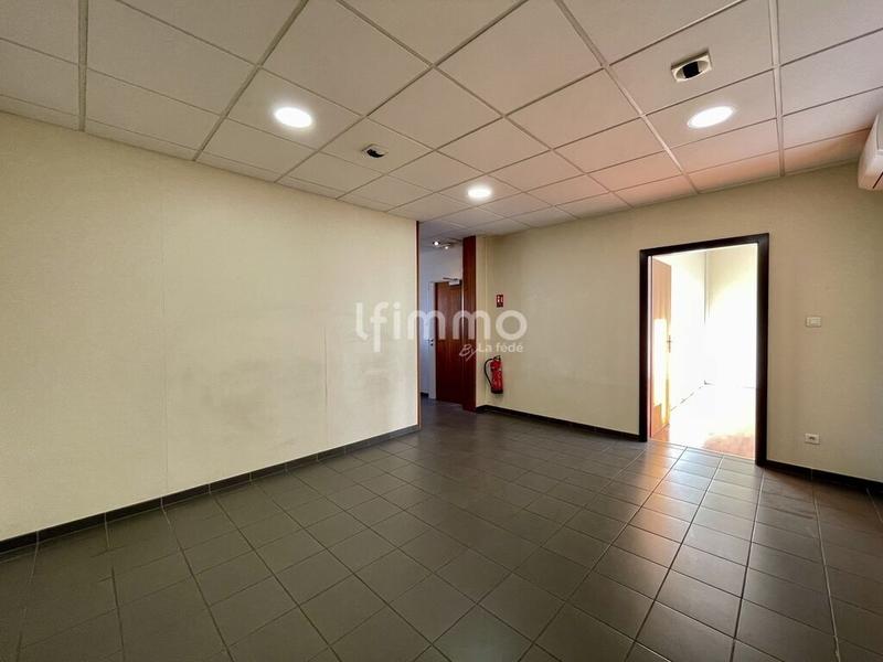 Bureau - 127 m² - 7 pièces