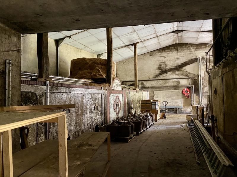 Château - 725 m² - 13 pièces