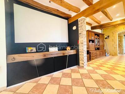 Propriété - 180 m² - 6 pièces