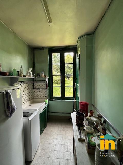 Demeure - 180 m² - 8 pièces