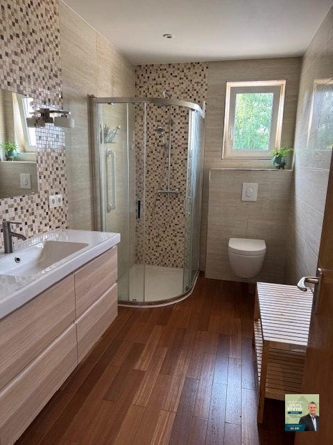 Maison - 170 m² - 7 pièces