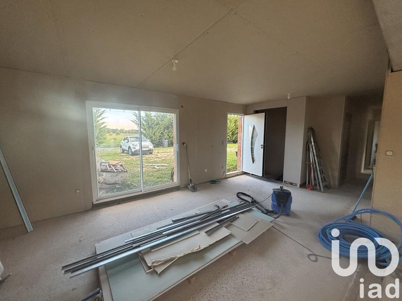 Maison - 99 m² - 4 pièces