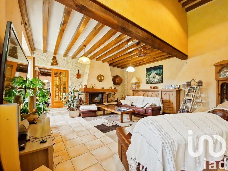 Maison - 211 m² - 8 pièces