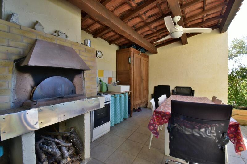 Maison - 99 m² - 5 pièces