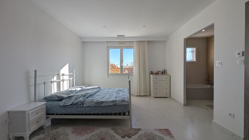 Maison - 157 m² - 6 pièces