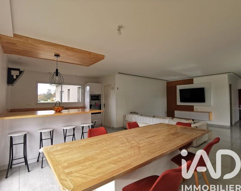 Maison - 142 m² - 5 pièces