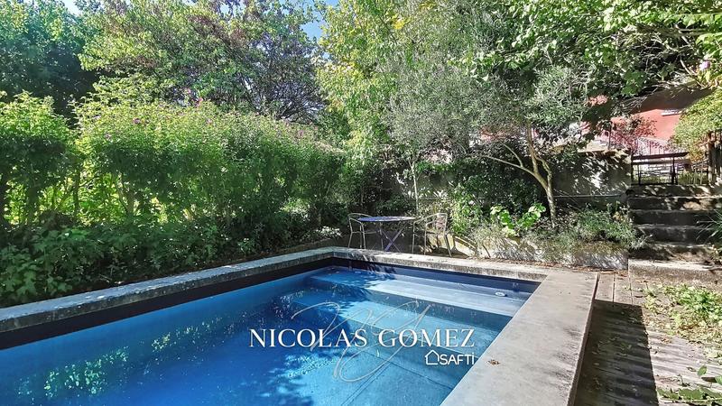 Maison de maîtres - 252 m² - 8 pièces