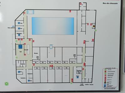 Local commercial - 1 030 m²