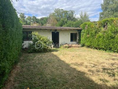 Pavillon - 150 m² - 6 pièces