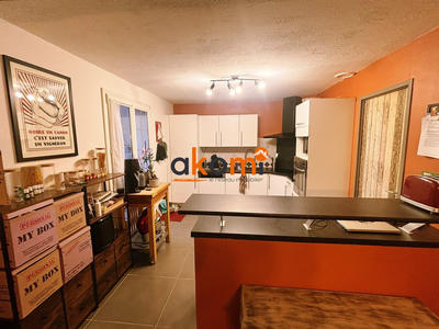 Maison - 89 m² - 5 pièces