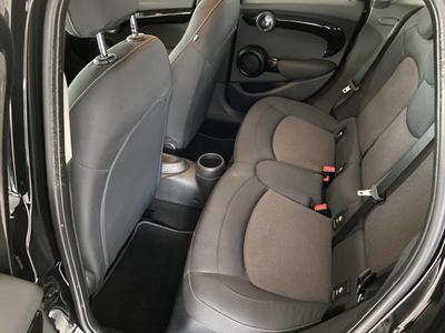 Mini Mini Hatch 5 Portes One d 95 ch