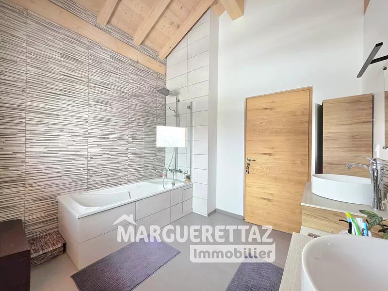 Maison - 156 m² - 5 pièces