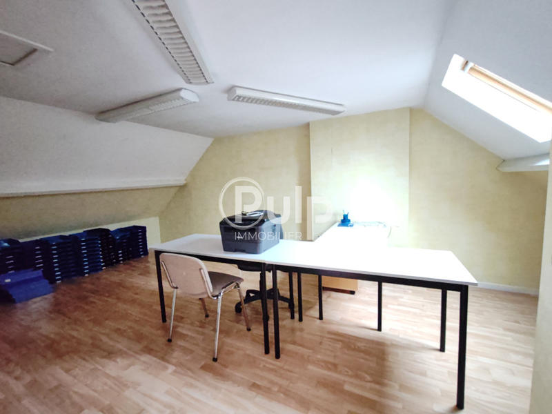 Bureau - 185 m²