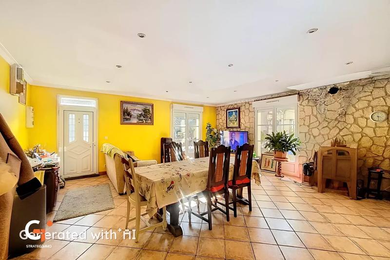 Maison - 94 m² - 4 pièces