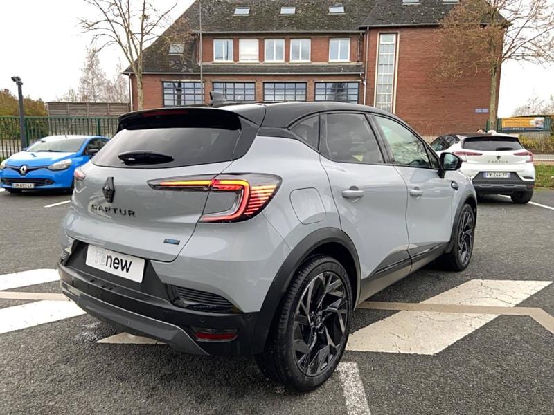 Renault Captur E-Tech full hybrid 160 ch esprit Alpine 5p