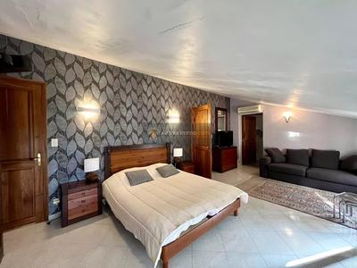 Maison - 164 m² - 6 pièces