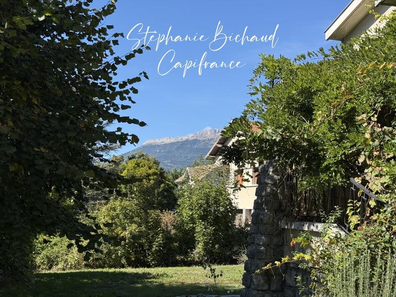 Maison - 159 m² - 7 pièces