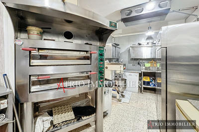 Fonds de commerce - Magasins - 56 m²