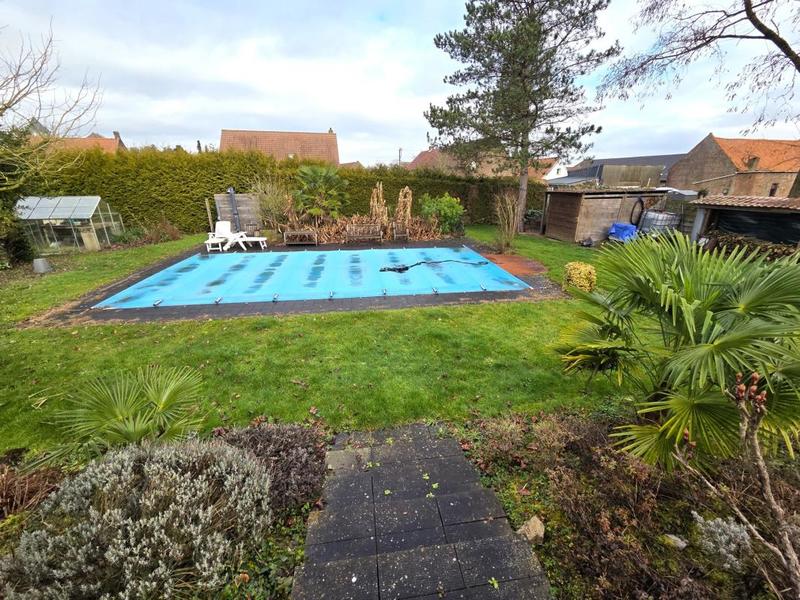 Pavillon - 146 m² - 7 pièces