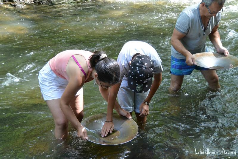 Été actif - orpaillage en rivière