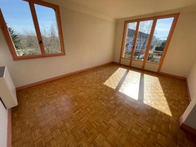 Appartement - 86 m² - 4 pièces