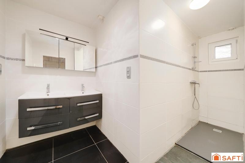 Maison - 143 m² - 6 pièces