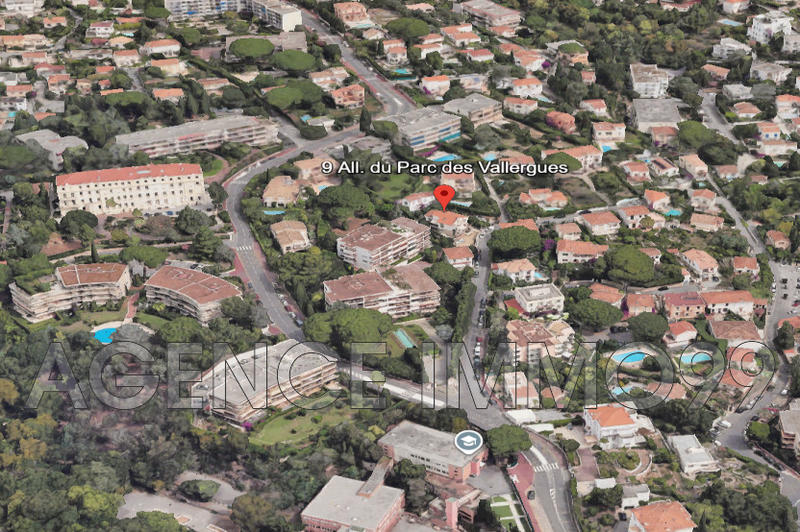 Parking / Garage - 30 m²