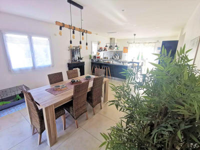 Maison - 177 m² - 5 pièces