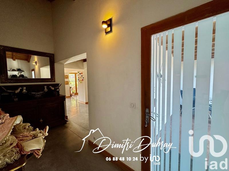 Maison - 222 m² - 7 pièces