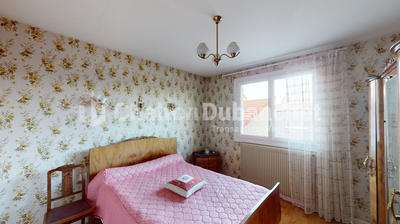 Maison - 180 m² - 5 pièces