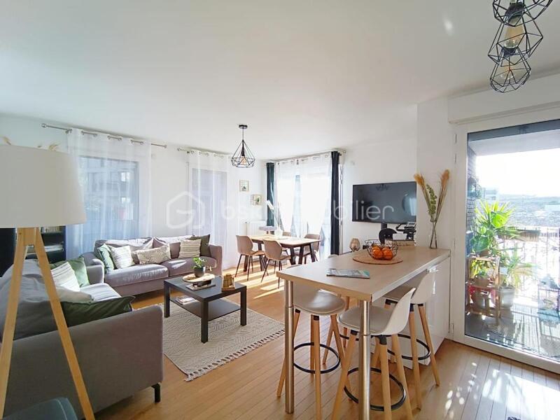 Appartement - 80 m² - 4 pièces