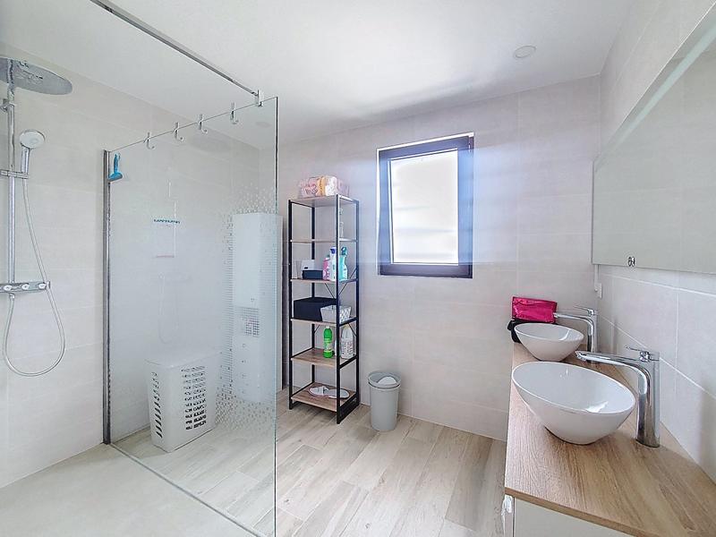 Maison - 138 m² - 5 pièces