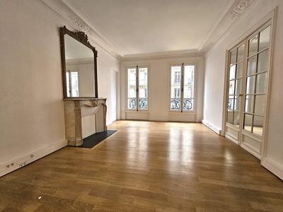 Bureau - 101 m² - 5 pièces