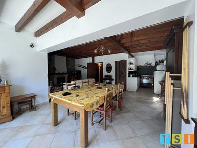 Maison - 135 m² - 5 pièces