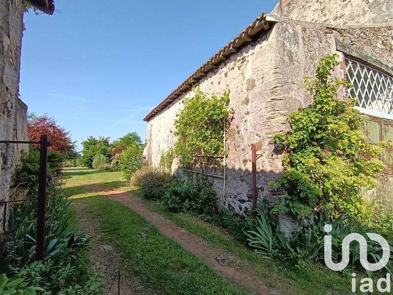 Maison - 196 m² - 12 pièces